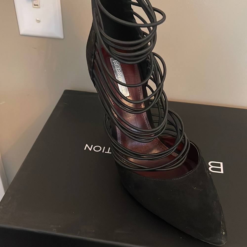 Black heels bcbg